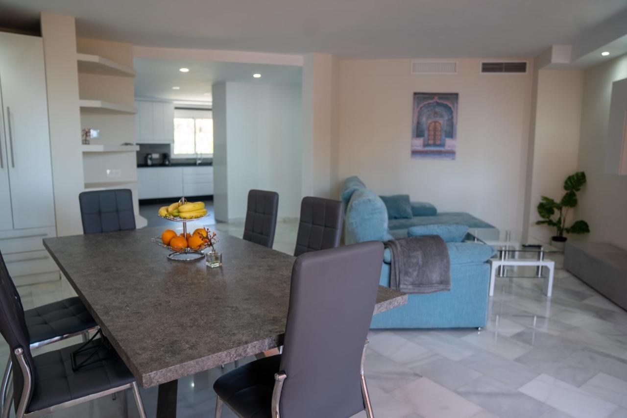 Luxury Three Bedroom Apartment At エステポナ エクステリア 写真
