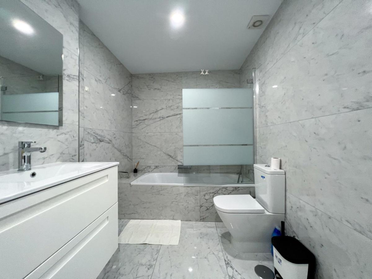 Luxury Three Bedroom Apartment At エステポナ エクステリア 写真