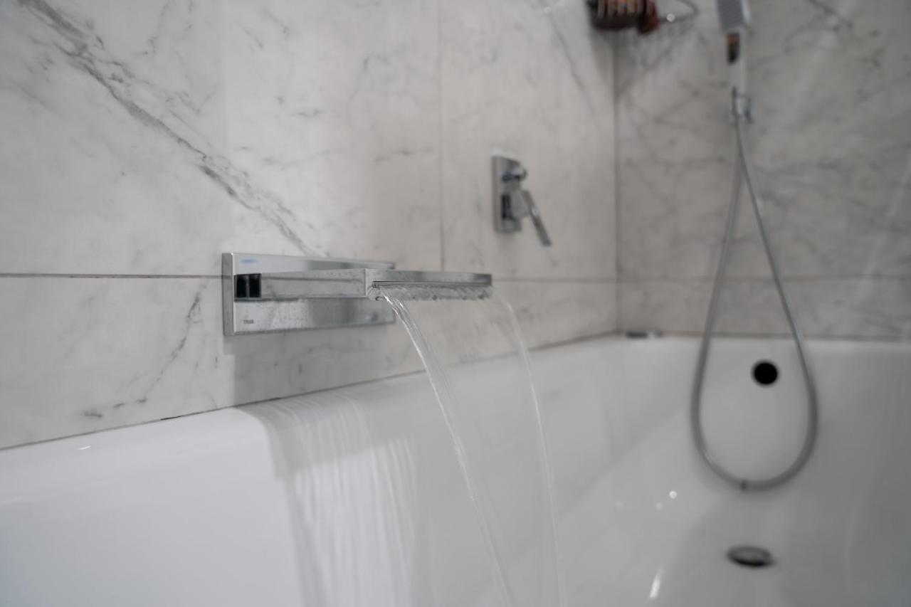 Luxury Three Bedroom Apartment At エステポナ エクステリア 写真